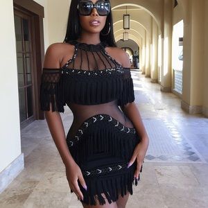 Black mane attraction dress size extra large